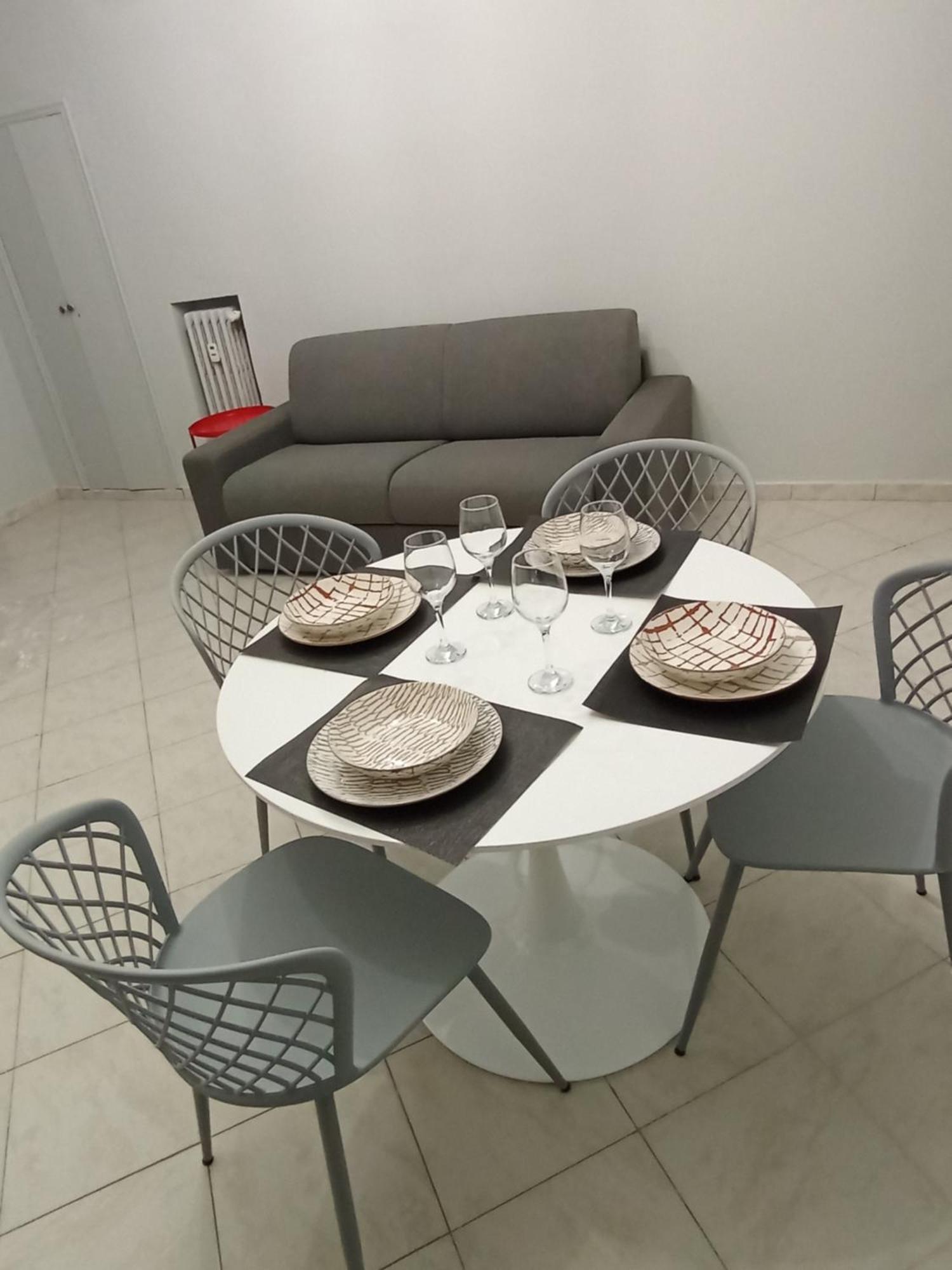 Confort Ed Eleganza A Porta Palazzo ตูริน ภายนอก รูปภาพ